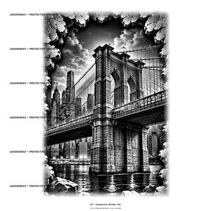 Pode incluir: Uma ilustra&ccedil;&atilde;o gr&aacute;fica a preto e branco de uma ponte suspensa e do horizonte de uma cidade, emoldurada por uma borda irregular de pedra. O texto LASERVAULT PROTECTED PREVIEW aparece &agrave; esquerda, com 02 SUSPENSION BRIDGE CITY na parte inferior.