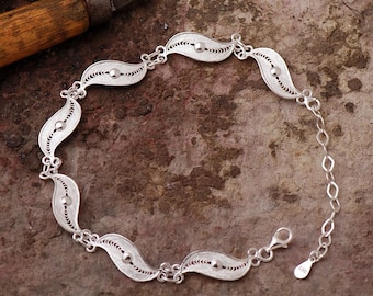 Leaf Pattern Bracelet: 925 Sterling Silver Midyat Telkari Cuff, 17.5cm Length