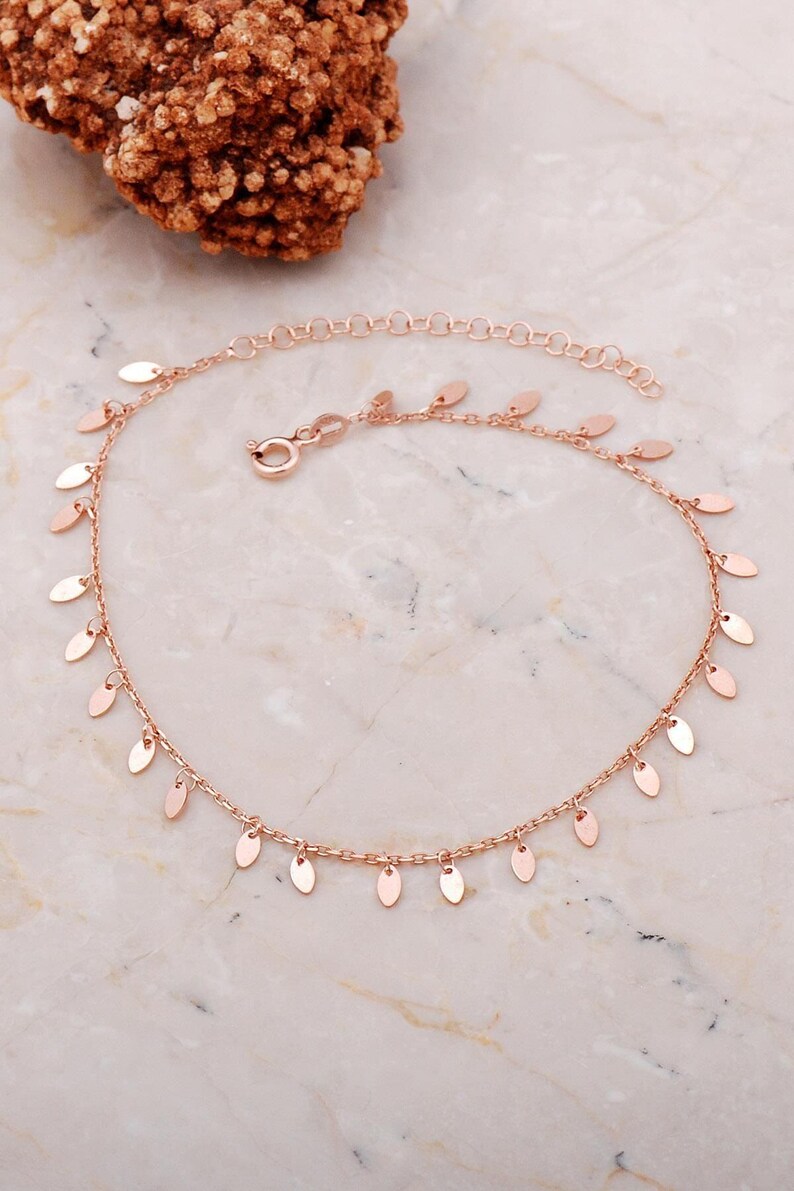 A 22 cm rose‑gold plated silver choker with an additional 5 cm extension chain, displayed on a white background.