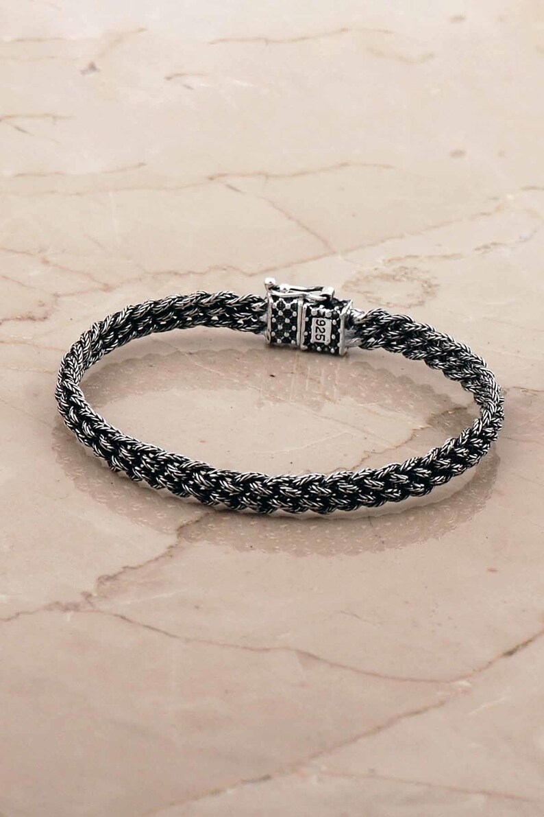 Handmade Midyat Weave Silver Men's Bracelet: 20.5 cm Oxidized Finish image 2