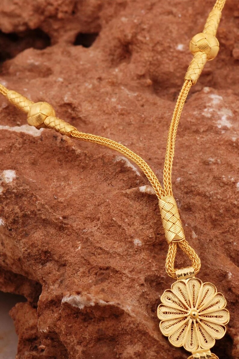 Handcrafted Kazaziye and Telkari necklace with a golden finish