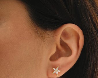Jasmine Flower Earrings: Mini 925 Silver with Gold Rhodium Plating and Zircon, 9mm