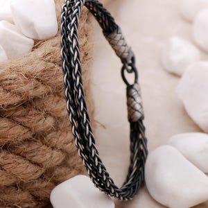 Kazaziye Braided Silver Bracelet: 1000‑Fine Sterling Silver, Oxide Darkened, 19.5cm Length 画像 2