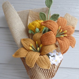 Crochet Blumen Bouquet Handmade, Fertiges Produkt, Rose, Jasmin, Tulpe, Lilie für Jahrestag, Geburtstag, Freundin Muttertag stricken immer Geschenk