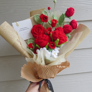 Crochet Blumen Bouquet Handmade, fertiges Produkt, Rose, Lilie für Jahrestag, Geburtstag, Fern für immer Freundin Valentinstag Geschenk