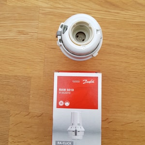 Tête thermostatique Danfoss RAW 5010 bouton pression blanc 013G5010 NEUF avec garantie image 1