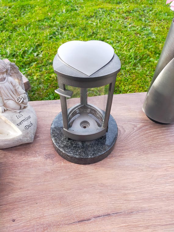 Designgrab Grablampe Mit Granitsockel – Verchromtes Aluminium, 20x20x5 Cm Sockel