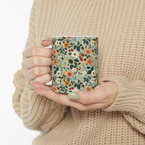 Hellgrüne Blumenkaffeetasse, keramische Blumenschale, Blumenfruchtbecher, 11 Unzen handbemalte Kaffeetasse, Obstmusterbecher, lustige Büro-Teebecher