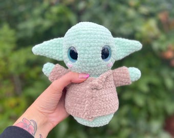 Grogu / PLUSHIE / Häkelarbeit, Amigurumi, Plüschtier, Stofftier