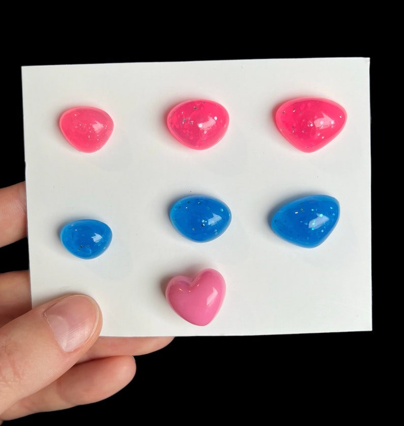 Safety Noses - Amigurumi, crochet, toy, glitter, heart image 1