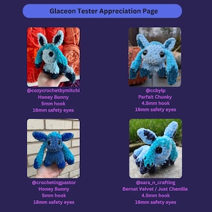 Puede incluir: Un gr&aacute;fico p&uacute;rpura con cuatro peluches de conejito de ganchillo en varios tonos de azul y verde azulado. Cada conejito tiene orejas largas y ojos de seguridad. El texto en la parte superior dice "Glaceon Tester Appreciation Page."