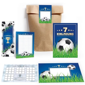 Einladungskarten Fußball zum 7. Kindergeburtstag Fussball Motiv Jungen Karten Einladungen Turnier Jungs football Mitgebsel Mitbringsel Ball