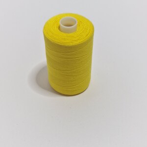 Vivid colours - box of 5 different coloured threads 1000yd reels