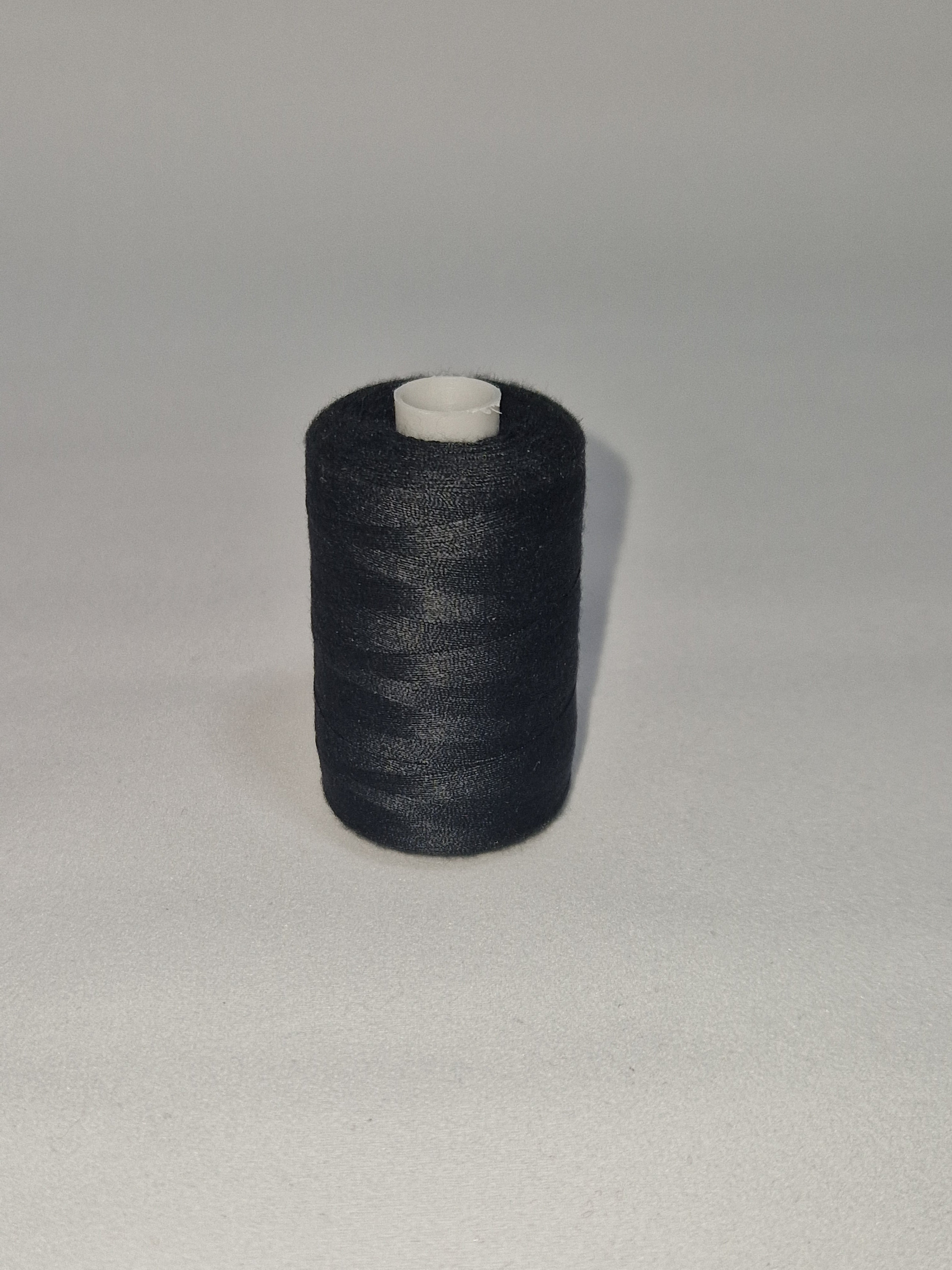 Box of Black and White Machine Thread, 1000yds per Reel - Etsy