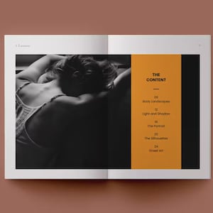 Pode incluir: Uma fotografia a preto e branco de uma mulher deitada. A foto faz parte de um livro intitulado "The Content" com uma tabela de conte&uacute;dos que lista t&oacute;picos como "Paisagens corporais", "Luz e sombra", "O retrato", "As silhuetas" e "Arte de rua".