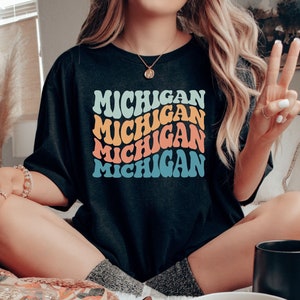 Michigan Tee Shirt Womens, Mens T Shirt Michigan Retro T-shirt Trendy, Gift for Michigan Fan, Michigan Shirts, Michigan Gifts, Michigan Tees