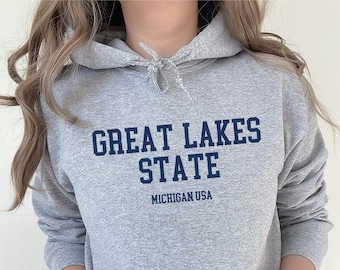 Lake Michigan Shirt Great Lakes Sweatshirt, Michigan Tee shirt, Great Lakes tshirt, Lake Michigan Hoodie, Up North Hoodie, Womens Hoodies T