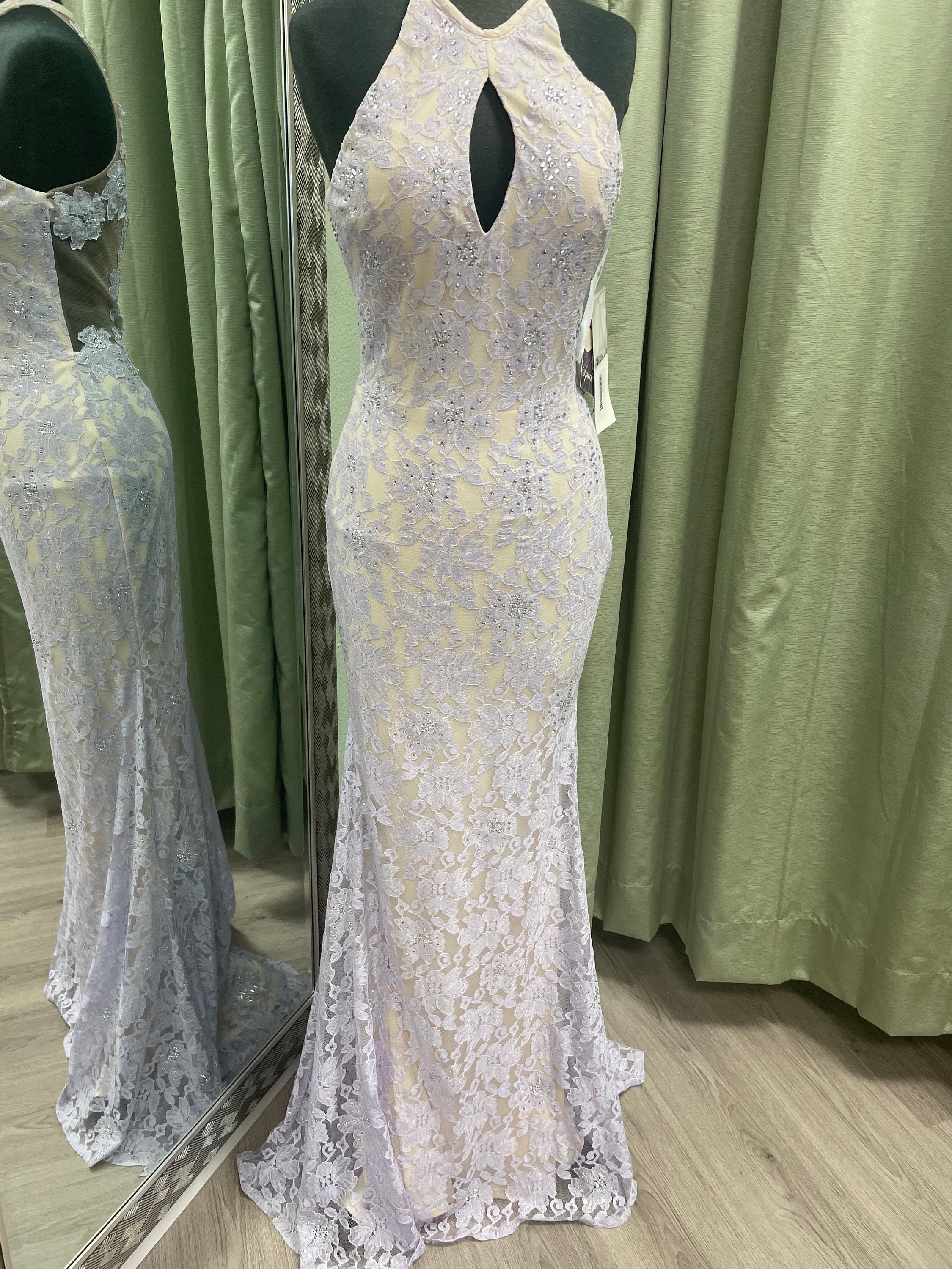 Lilac Satin Lace-Embellished Strapless Mermaid Gown – Romantic & Elegant Evening Party Dress main image 1