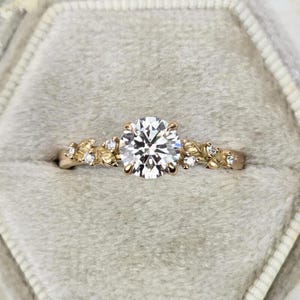 Round Moissanite Engagement Ring Vintage Bridal Jewelry with Wedding Band - Rose Gold, Sterling Silver - Unique Gift