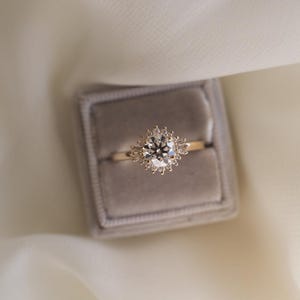 Round Moissanite Engagement Ring Vintage Bridal Jewelry with Wedding Band - Rose Gold, Sterling Silver - Unique Gift
