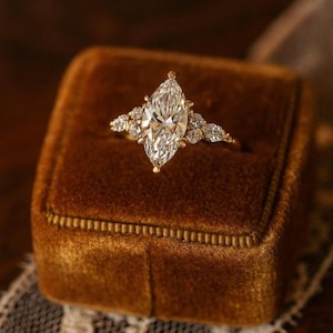 Vintage Art Deco Marquise Moissanite Diamond 14k Gold Engagement Ring