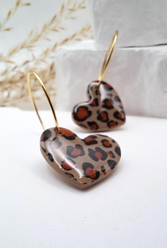 Leo-Herz-Anhänger Creolen Ohrringe, handgemachte Leopardenmuster Animalprint Creolen, Edelstahl und nickelsicher