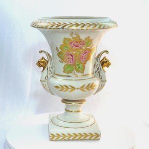 Antique Medicis Planter Porcelain Vase Griffins Ornate Gold Detailed Cache Porcelaine de Paris Griffons