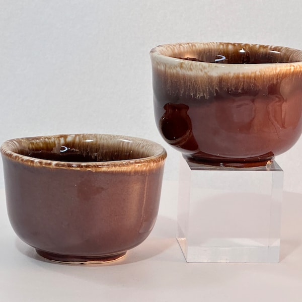 McCoy Brown Drip Custard set of Two Small Bowls #7010 Vintage Ramekins