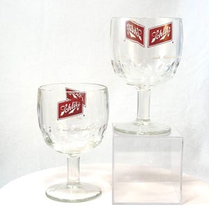 Schlitz Beer Glasses Thumbprint Chalice Heavy Barware Restaurant Beer that Made Milwaukee Famous Pedestal Pair Two