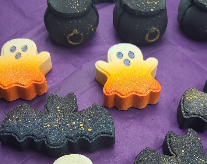 Halloween Bath Bombshalloween Bath Bombbath Fizzieshandmade Etsy