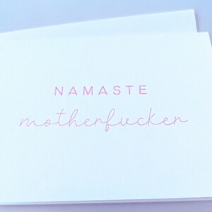 Carte typographique jureuse - Nameste Motherfucker