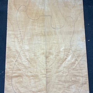 wide grain angel step maple carve-top