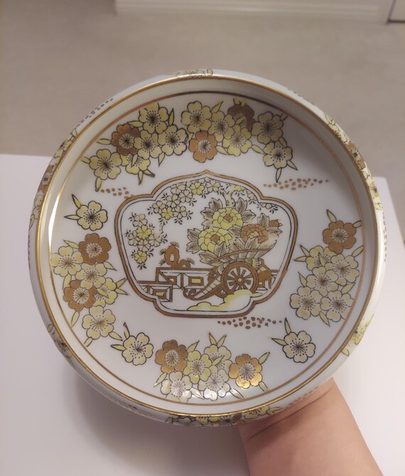 Vintage Japanese Gold Imari Porcelain Plate/dish 6.5