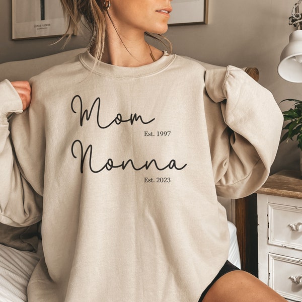 Custom Nonna Sweatshirt, Sweater for Grandmother Mom gift, Personalized shirt, Pregnancy reveal Grandma Holiday new Grandma established