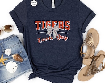 Tigers Baseball Shirt, Coquette Baseball Sweatshirt, Detroit Tee Game Day Shirt Detroit Sweater Tigers Mascot Crewneck Women's Tigers Tshirt