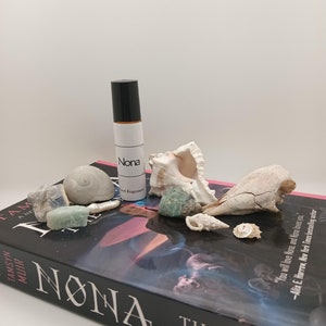 Nona - The Locked Tomb inspired personal fragrance oil, 10 ml amber roller ball