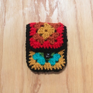 Small crochet pouch for airpods, earphones, trinkets, etc.