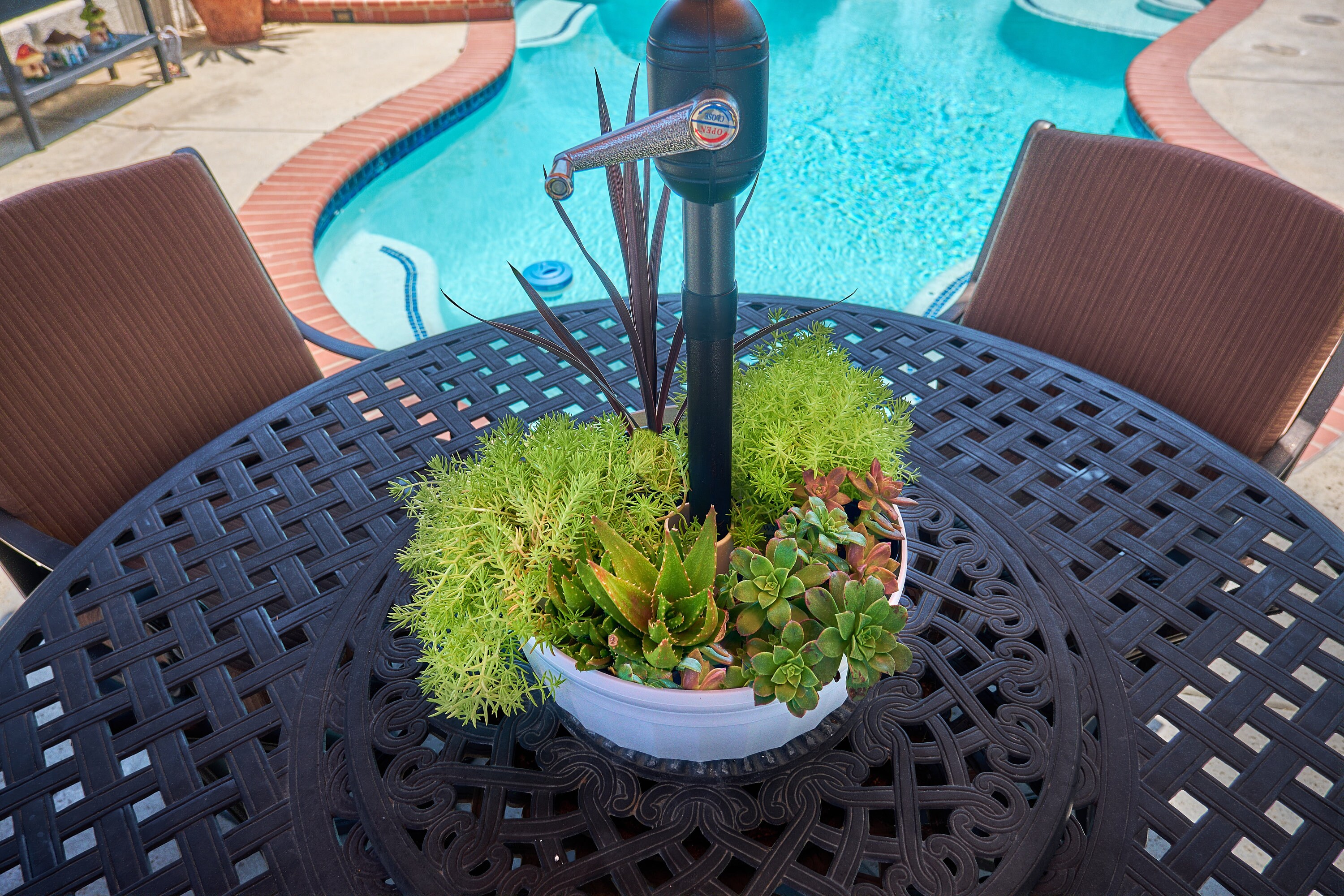 The Savannah Umbrella Planter Etsy