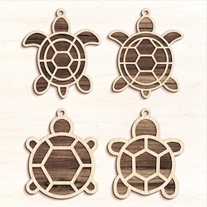 Joli bébé tortue de mer Bundle SVG Png, breloques de sac, étiquettes, porte-clés, fichiers découpés au laser Glowforge, Silhouette Cricut, ornement estival des amoureux de l'océan
