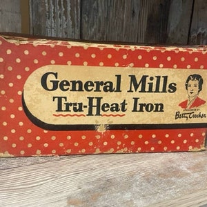 Vintage MCM General Mills Tru-Heat Iron BOX ONLY for crafting, assemblages
