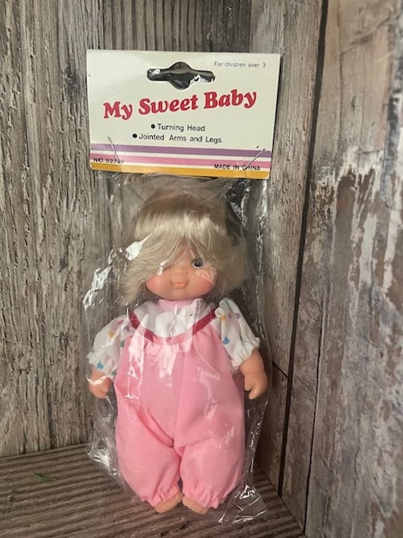 Vintage 70s 80s My Sweet Baby Blonde Feathered Hair Jointed Bagged