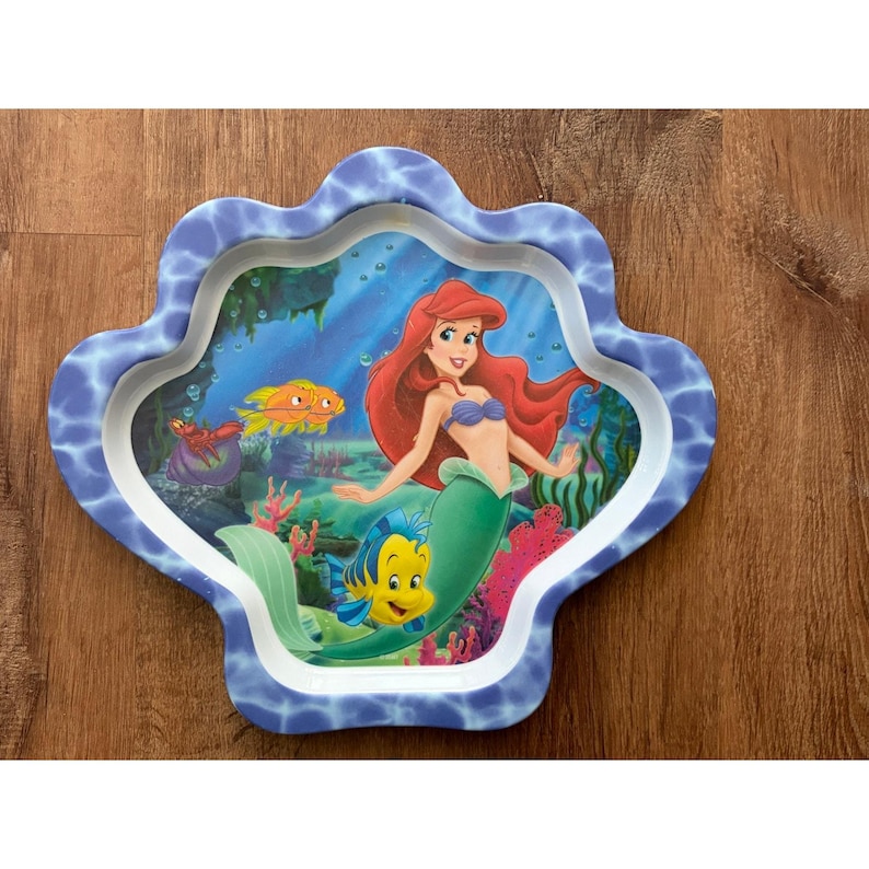 Disney Store Mała Syrenka Talerz z melaminy z muszlą Ariel Flounder zdjęcie 1