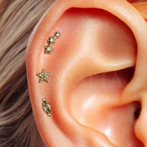 18G Dainty Peridot Flat Back Earring Set - set of 3 - Peridot cartilage earrings - helix earring - tragus earring - gift for her - gift set