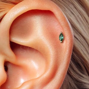 18G delicato smeraldo marquise filettato internamente labret - orecchini cartilagine - perno elica - perno trago - piercing conca - orecchino posteriore piatto