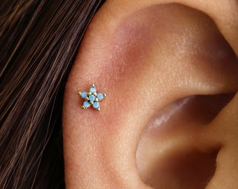 Labret à fleurs turquoises 18 G - boucle d'oreille cartilage - goujon tragus - goujon hélicoïdal - conque - minimaliste - boucle d'oreille à l'arrière