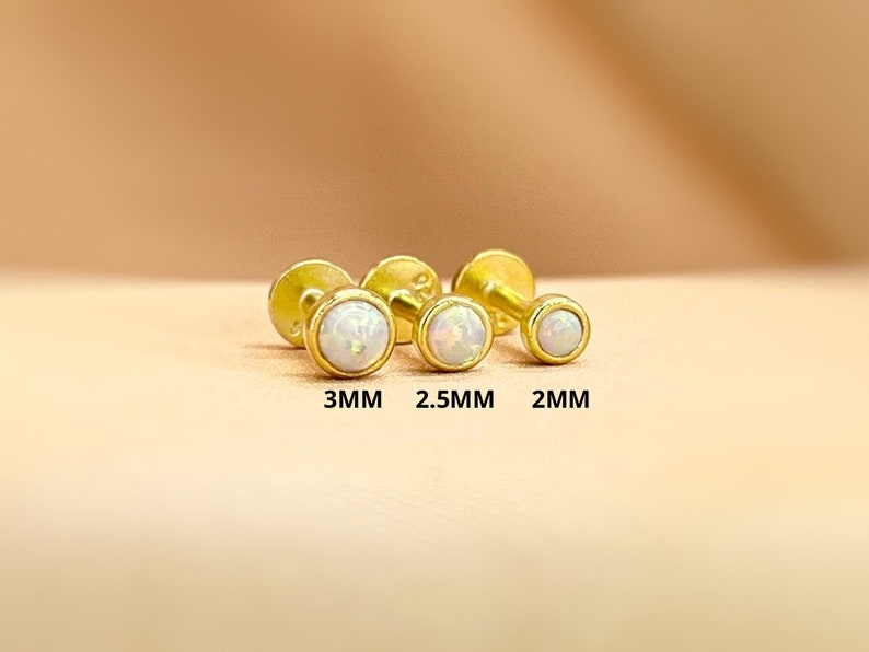 18G White Fire Opal Internally Threaded Labret Piercing Tragus stud Helix Stud Cartilage Earring Flat Back Earring Minimalist zdjęcie 3