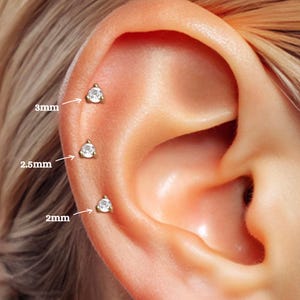 18G Dainty Diamond Internally Threaded Labret - Cartilage earrings - Helix Stud - Tragus Stud - Conch Piercing - Flat Back Earring