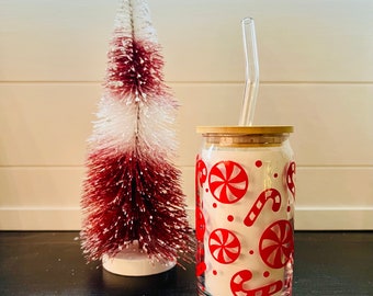 Candy Canes / Peppermint - 16oz Glass Tumbler w/ Bamboo Lid & Glass Straw
