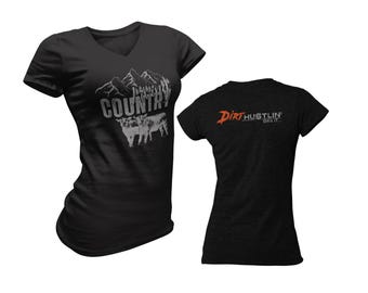 Living Country | Distressed Women's V-Neck