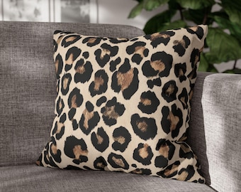 Funda de cojín con estampado de leopardo - Tonos tierra cálidos, estampado clásico de guepardo, estilo safari ecléctico y chic, decoración del hogar en color beige
